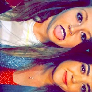 Meet your Posher, Emma